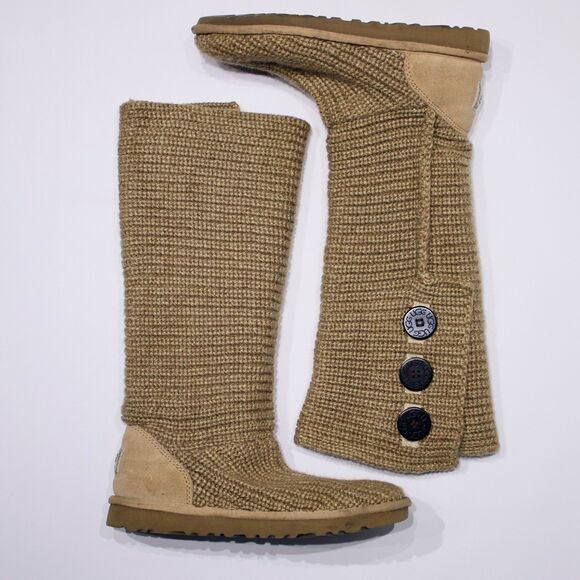 UGG Australia Cardy Beige Knit Button Up Sweater Winter Snow Boots Women Size 7 - Picture 4 of 15